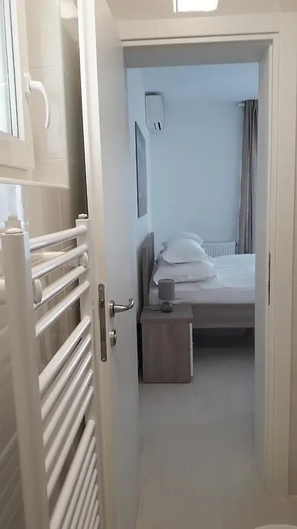 Villa-Apartments Karmel Kastela Croatia