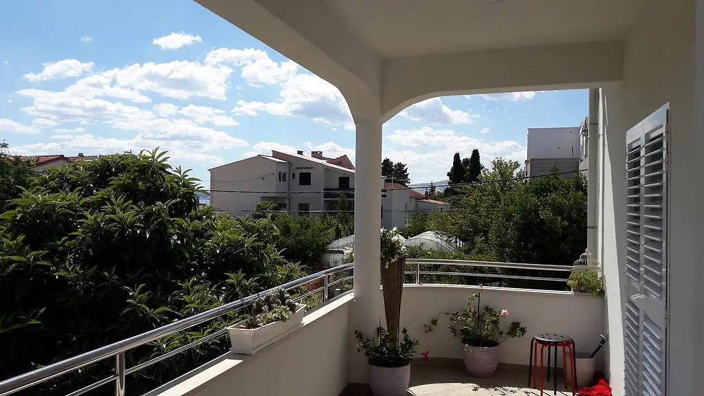 Apartment Villa-Apartments Karmel Kastela Croatia